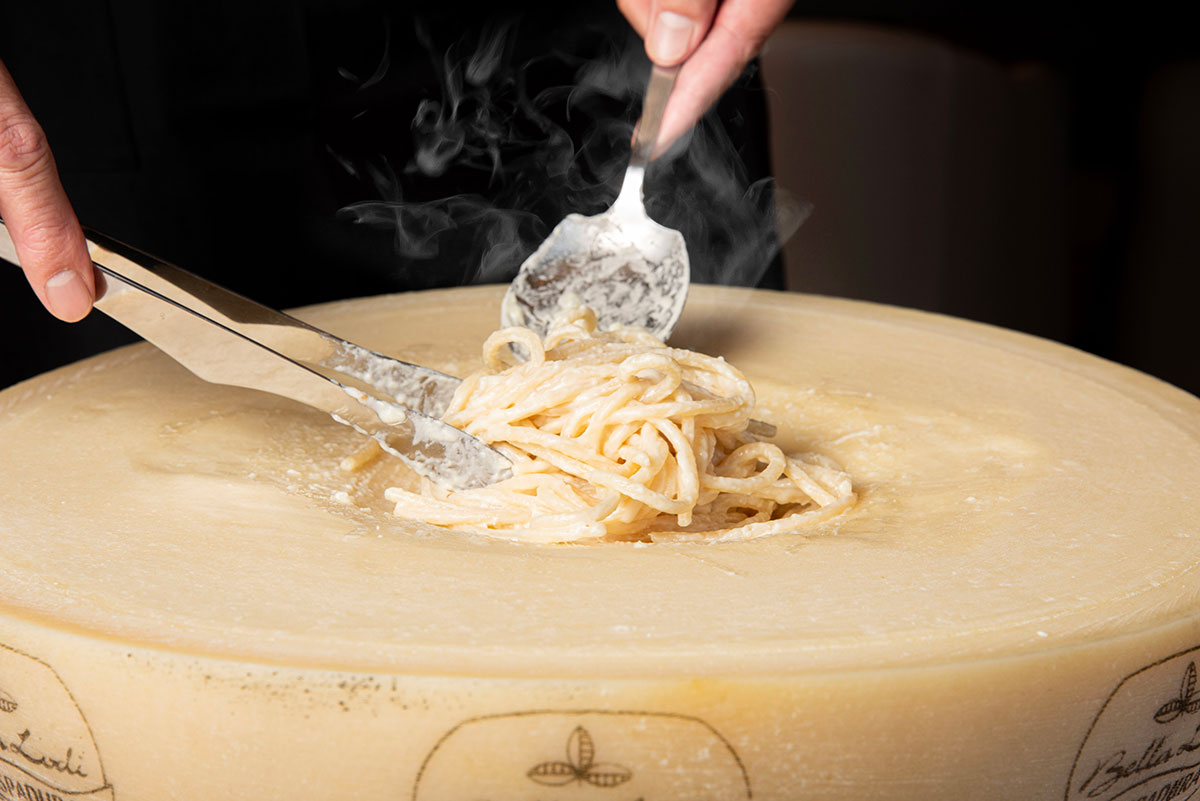 濃厚チーズパスタ