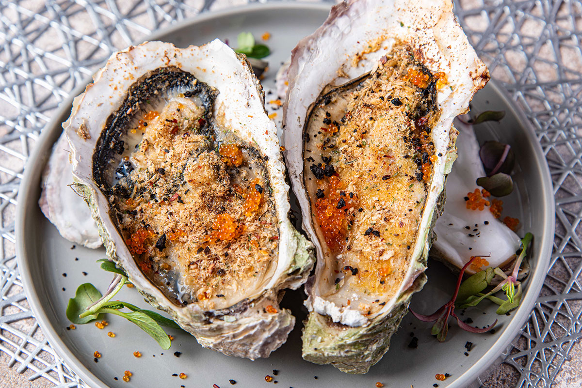 牡蠣の香草パン粉焼き