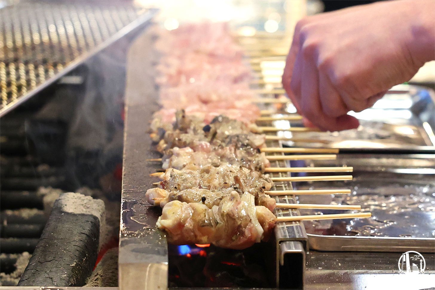 新ブランド「焼鳥と蕎麦 英治」横浜鶴屋町に誕生!蕎麦屋のかえしと出汁を活かした料理が魅力の大人居酒屋