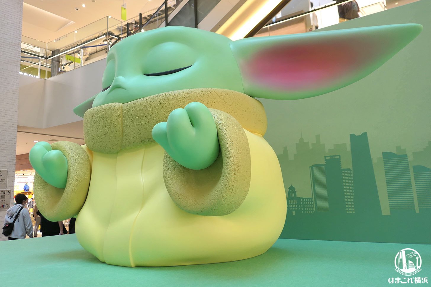 グランドガレリアの巨大「グローグー」