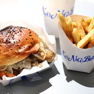 神奈川初店舗「ネオナイスバーガー」横浜ハンマーヘッドに!料理人ならではの手作り魅力のバーガー体験