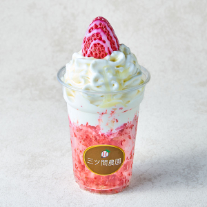 横浜高島屋「三ツ間農園」夏に贈る“完熟いちご”の新作メニュー誕生!削りいちご×ソフトや新感覚フロートなど