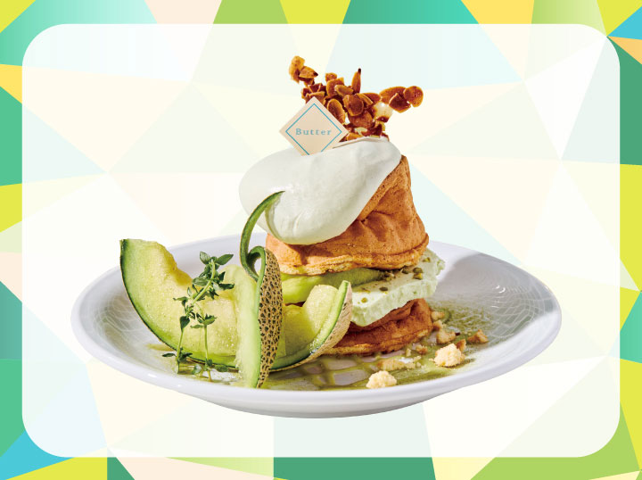 イバラキングと緑茶クリームのスフレパンケーキ