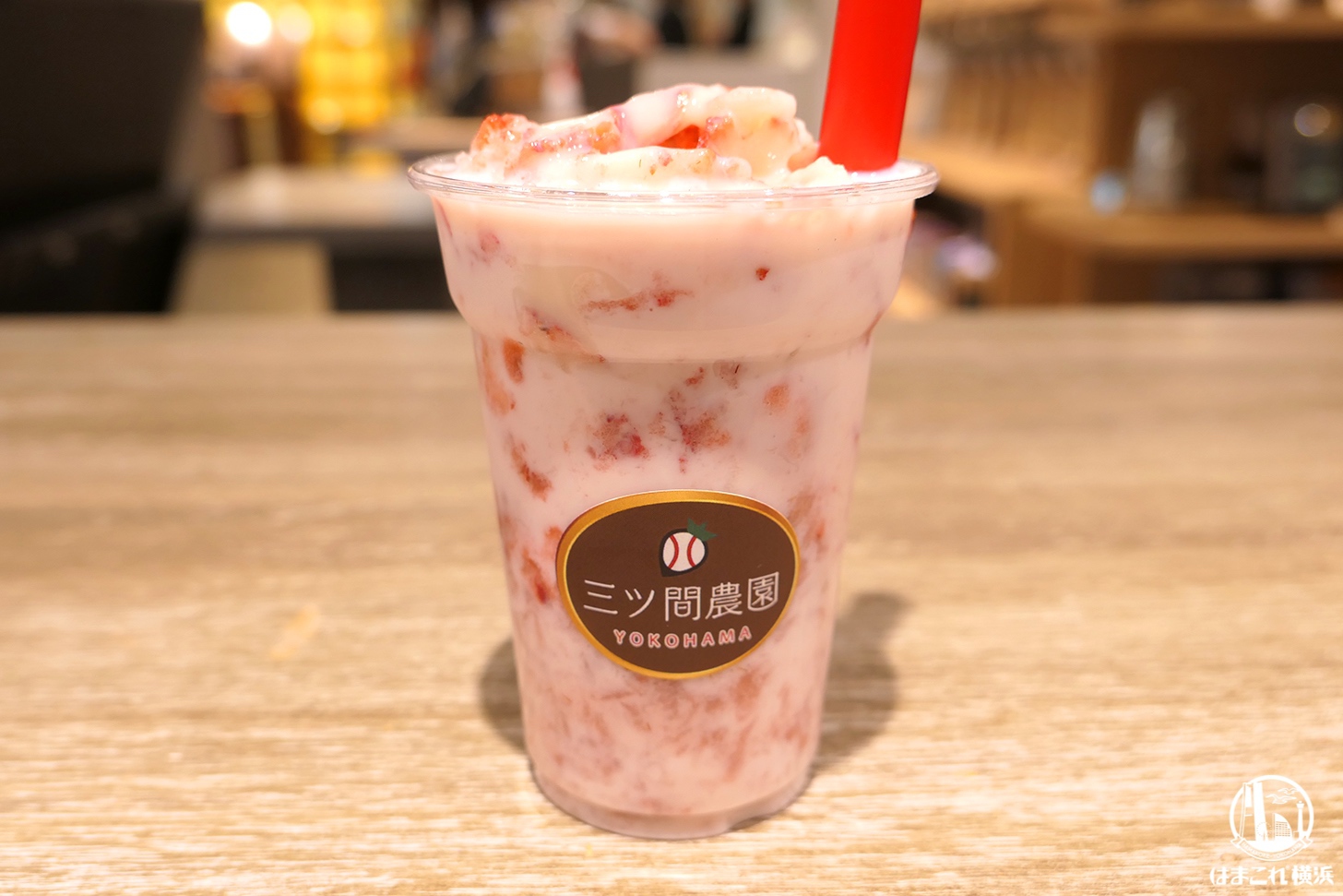 横浜高島屋「三ツ間農園」飲むいちごパフェが激ヤバ！いちごの食感と香りに惚れる農園ならではの一杯