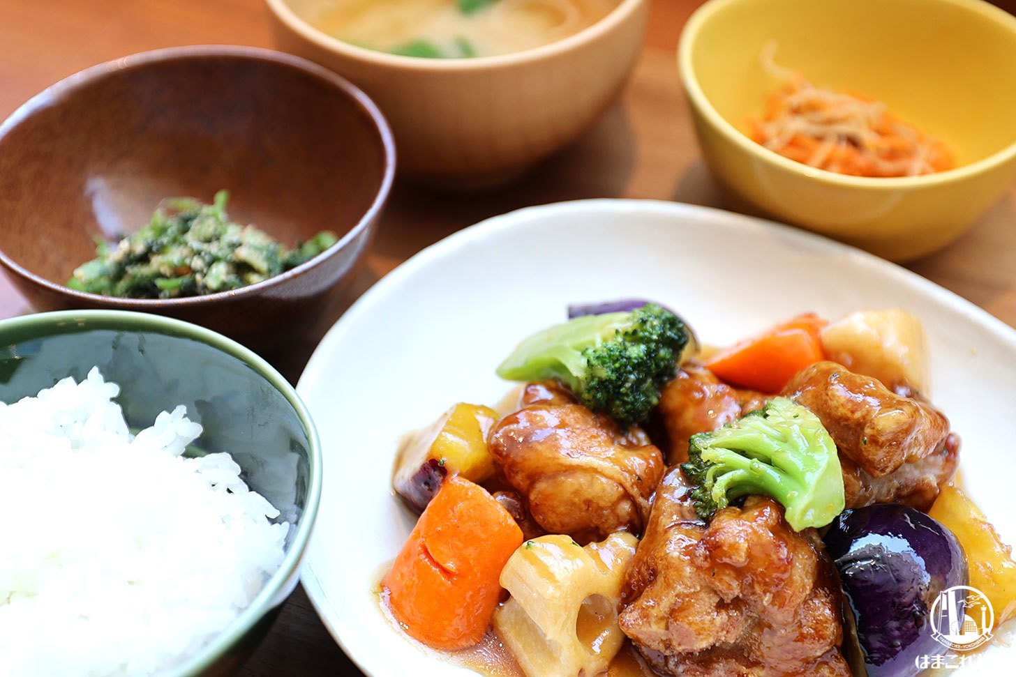 ごろごろ根菜と鶏肉の黒酢御膳