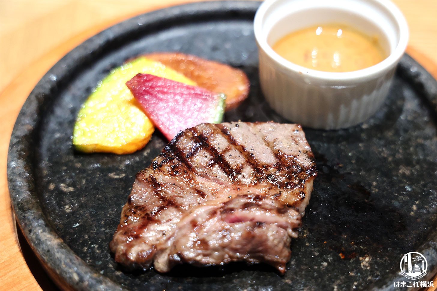 函館大沼牛の石焼ステーキ