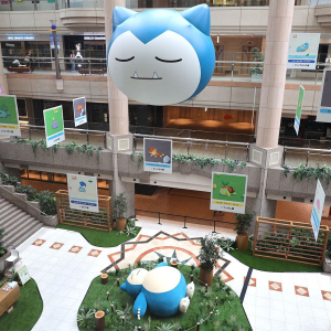 横浜みなとみらいにポケモンの寝顔溢れる!巨大カビゴン出現・ポケモンスリープ3周年イベント館内巡り大満喫