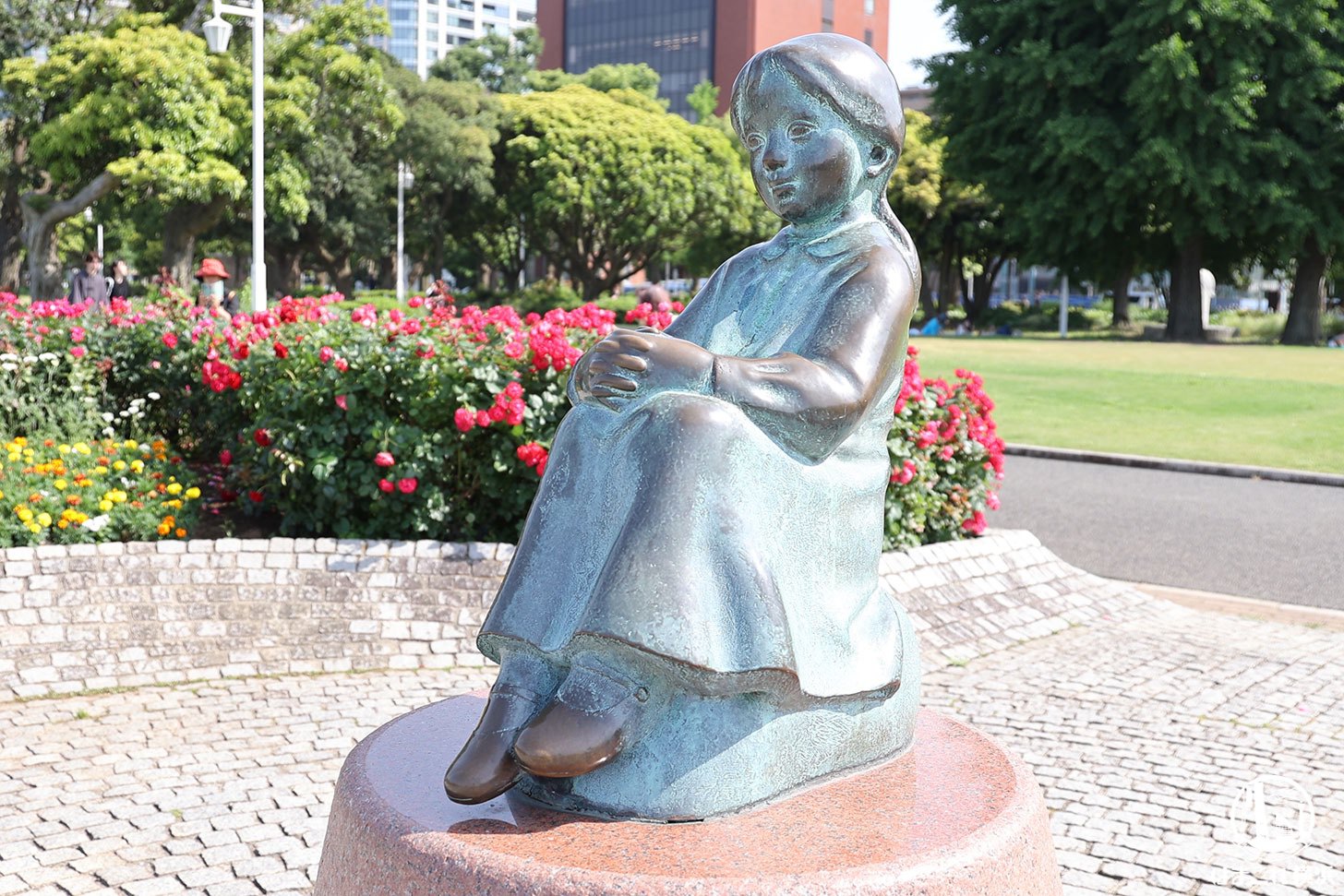 山下公園「赤い靴はいてた女の子像」