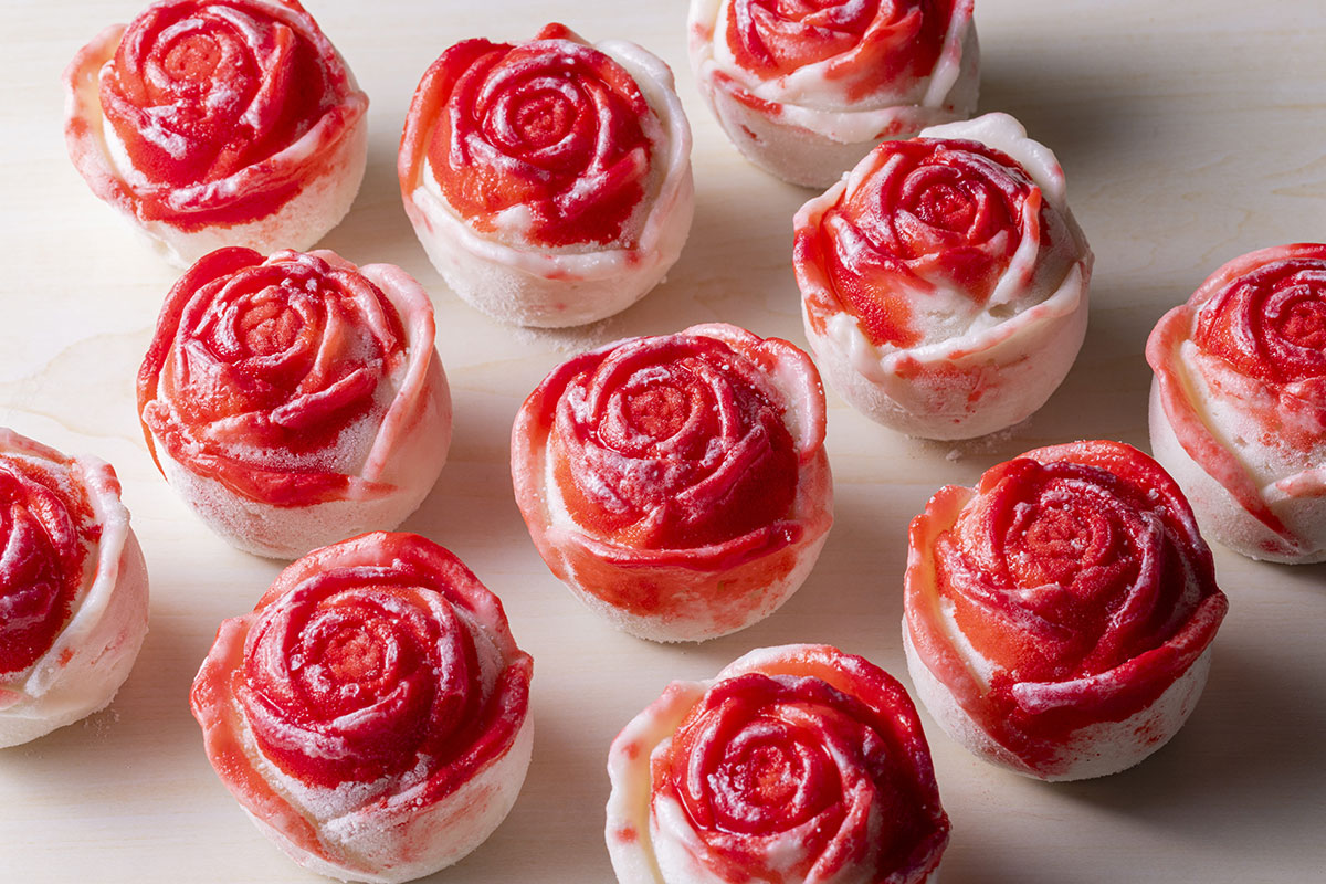 フルーツ大福「弁才天」横浜市花“薔薇”モチーフの大福＆新作わらび餅を横浜高島屋で限定発売！