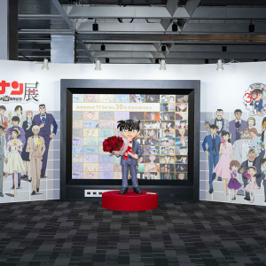 横浜で放送30周年記念「名探偵コナン」展が開催！制作の裏側や名シーン再現、新たにフォトスポット追加