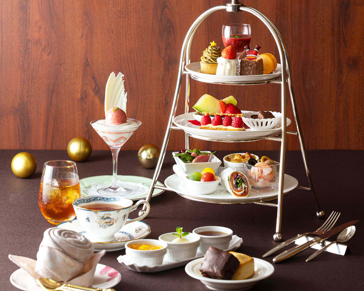 横浜ベイホテル東急“クリスマス”彩る1人1台のアフタヌーンティー登場！ショートケーキパフェも添えて