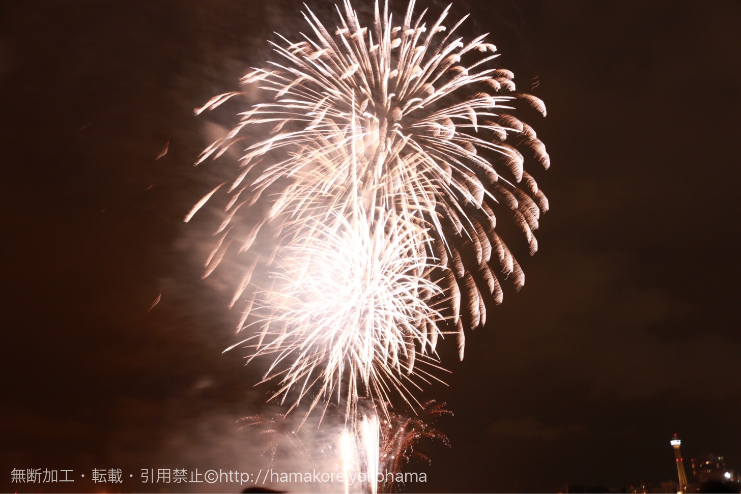 2018年 横浜花火大会「横浜スパークリングトワイライト」は7月14日・15日開催！花火観賞席も