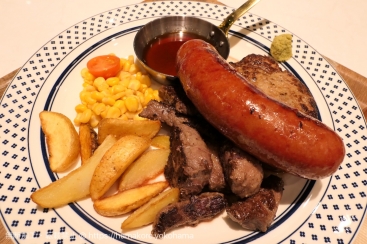 ニックストック 横浜ポルタ店のランチでガッツリ肉まみれ 横浜駅東口の肉カフェ はまこれ横浜