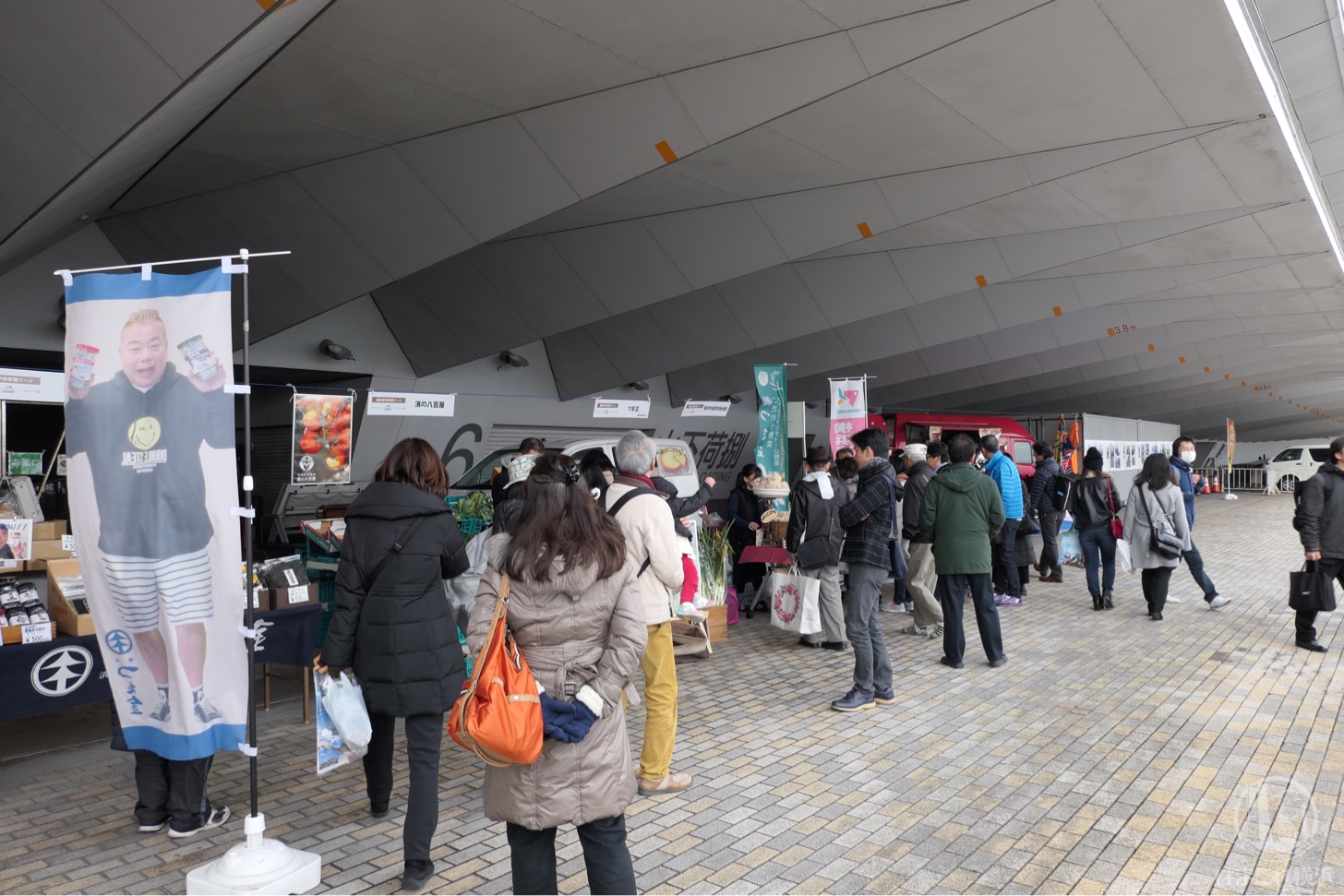 第6回「横浜港大さん橋マルシェ」が2018年2月24日・25日に開催！キャプテンドラえもん号も
