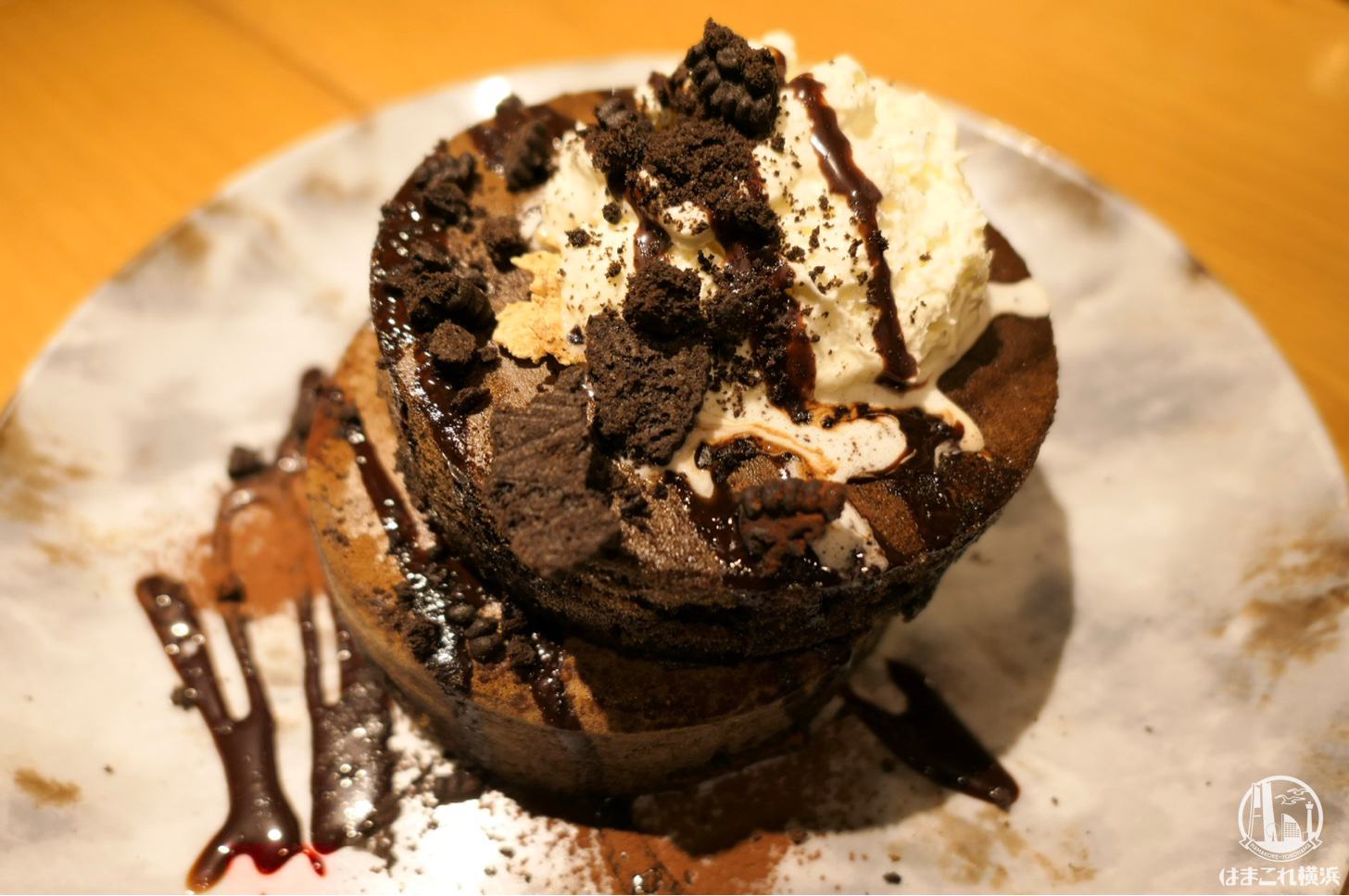 横浜駅 マーファカフェ のふわふわパンケーキ 大人向けコーヒー生地が美味 はまこれ横浜