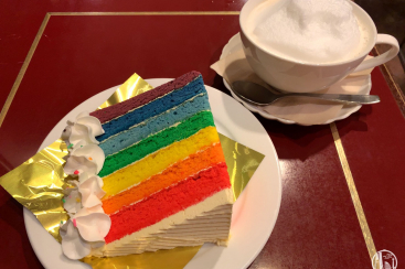 横浜駅 サモアール のレインボーケーキは数量限定の希少スイーツ 老舗紅茶喫茶 はまこれ横浜
