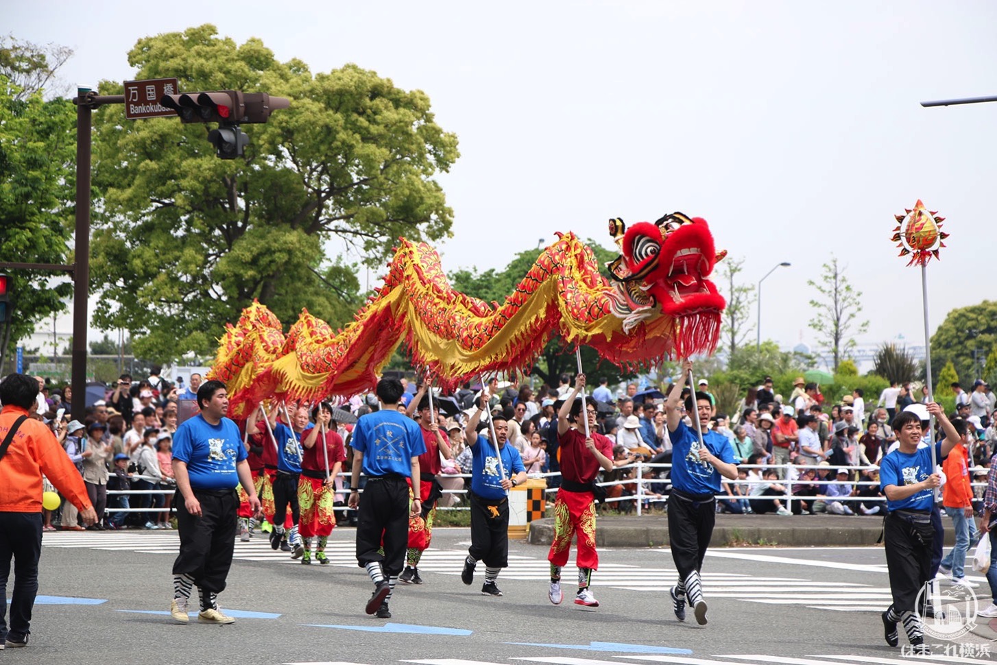 国際仮装行列「ザ よこはまパレード」龍舞