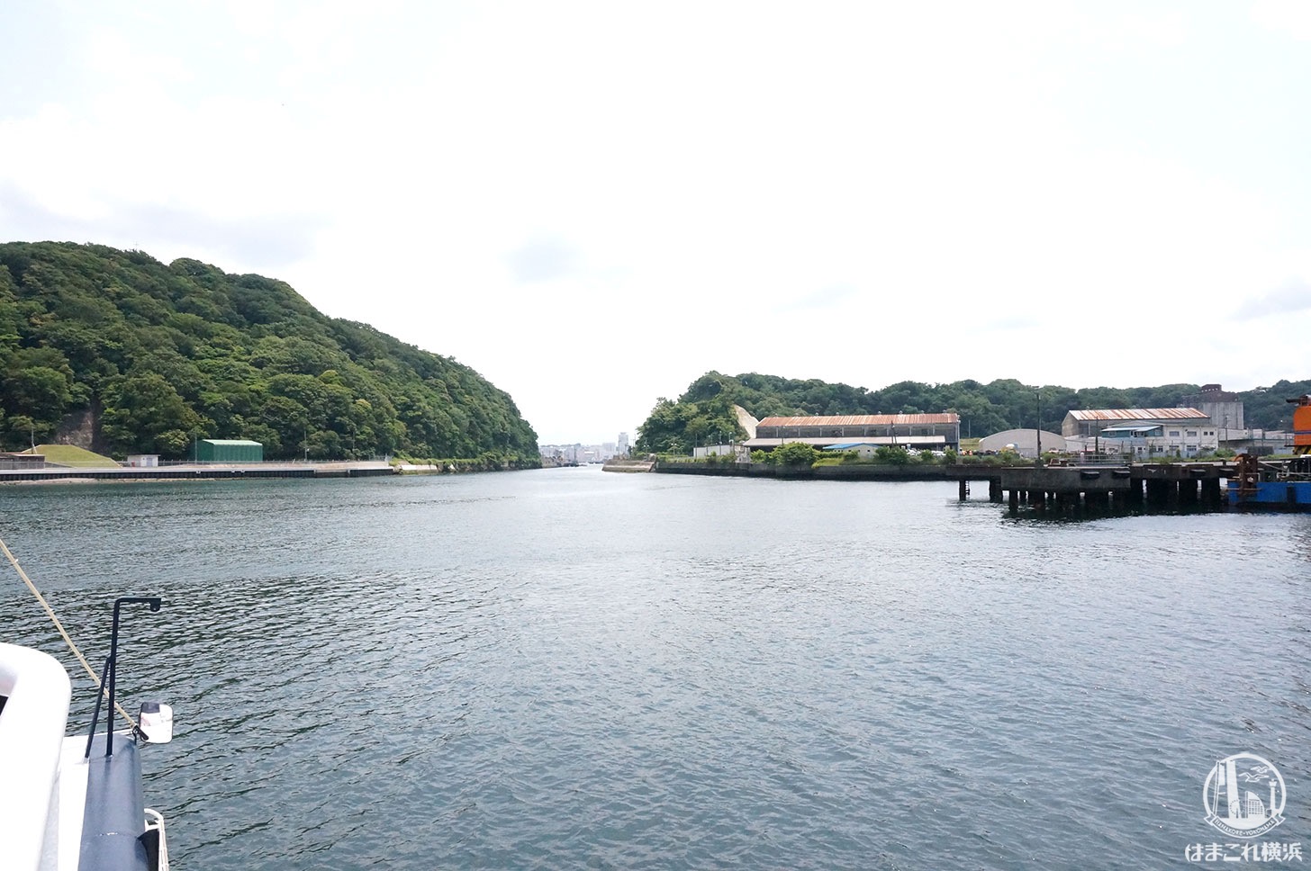 横須賀「軍港めぐり」水路