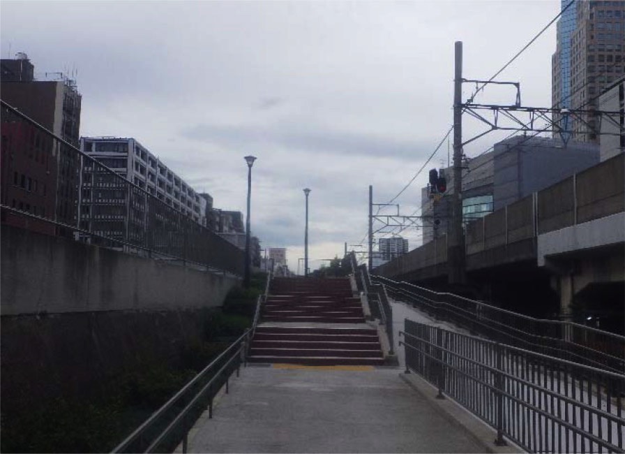桜木町駅そばの東横線跡地、歩行者専用道路として供用開始