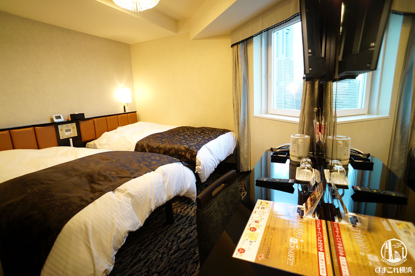 アパホテル＆リゾート 横浜ベイタワー「コーナーツインルーム（みなとみらい側）」