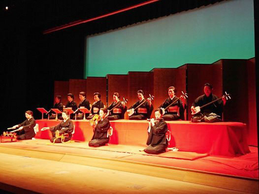 邦楽と日本舞踊のパフォーマンス