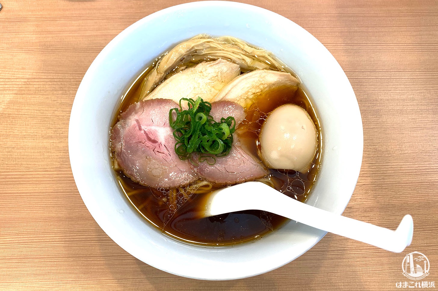 横浜駅「らぁ麺はやし田」醤油ラーメンは鶏スープ絶品！駅チカでリピするラーメン屋