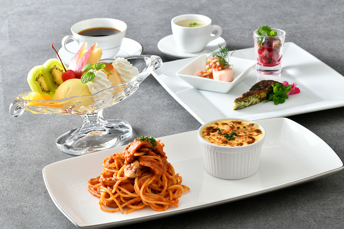 横浜・ホテルニューグランド「ル グラン」伝統の3品コース仕立てで、ディナー限定提供！