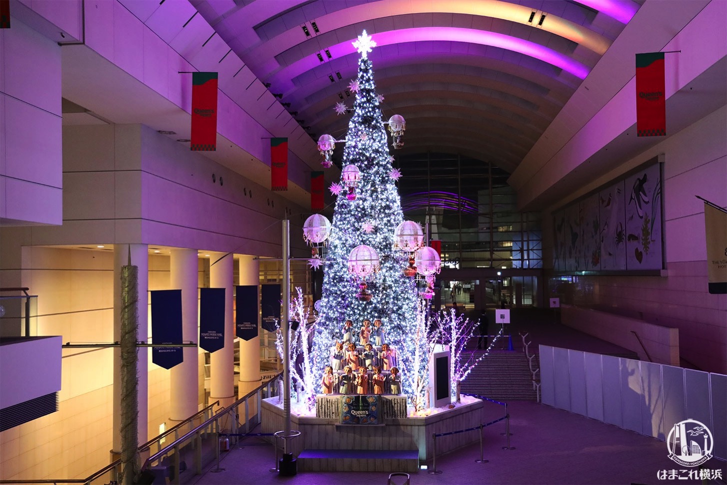 2020年クイーンズスクエア横浜のクリスマスツリー点灯！光と音のショータイムで幻想的に