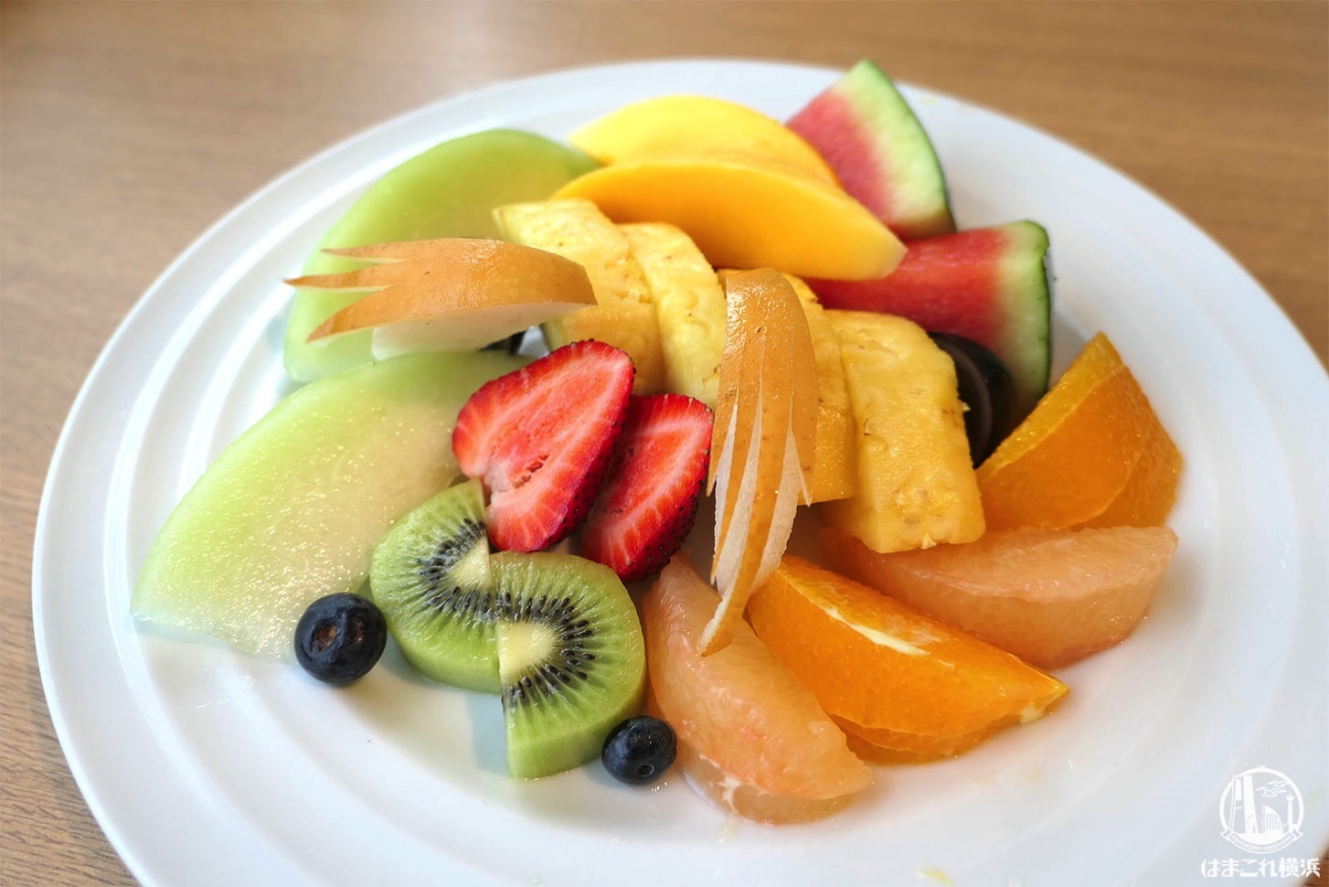 果実園リーベル横浜「フルーツサラダ」みなとみらいで色々なフルーツたっぷり食べたい人におすすめ！