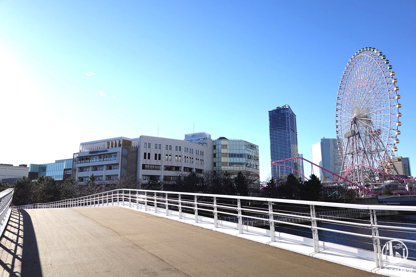 女神橋が2021年3月31日に全面開通！新港サークルウォークもリニューアル完了